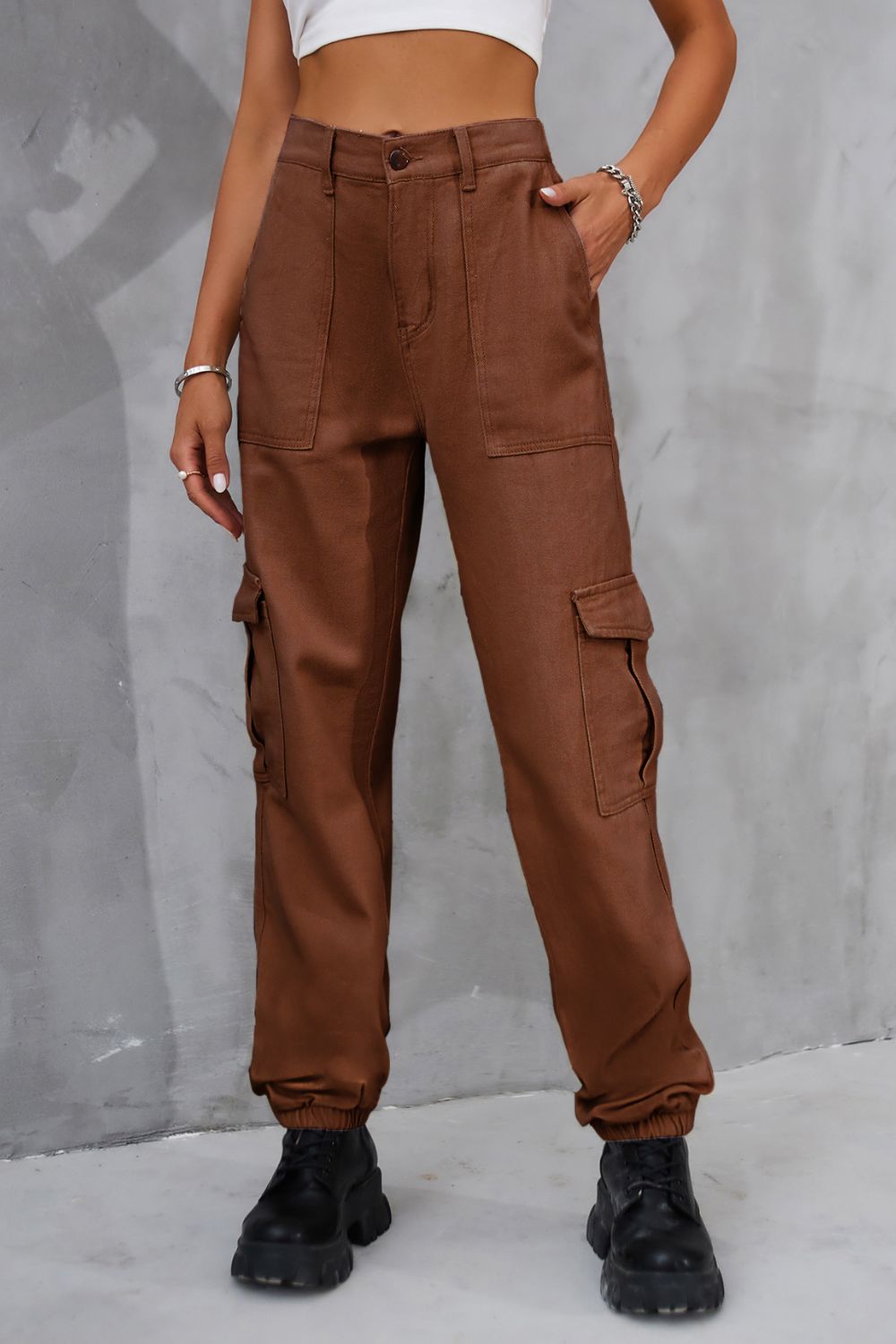 Buttoned High Waist Jeans with Pockets - Brown / S