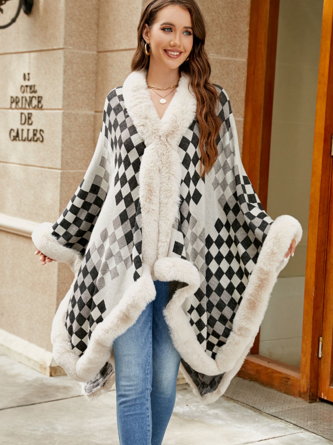 Checkered Faux Fur Trim Poncho - Ivory / One Size
