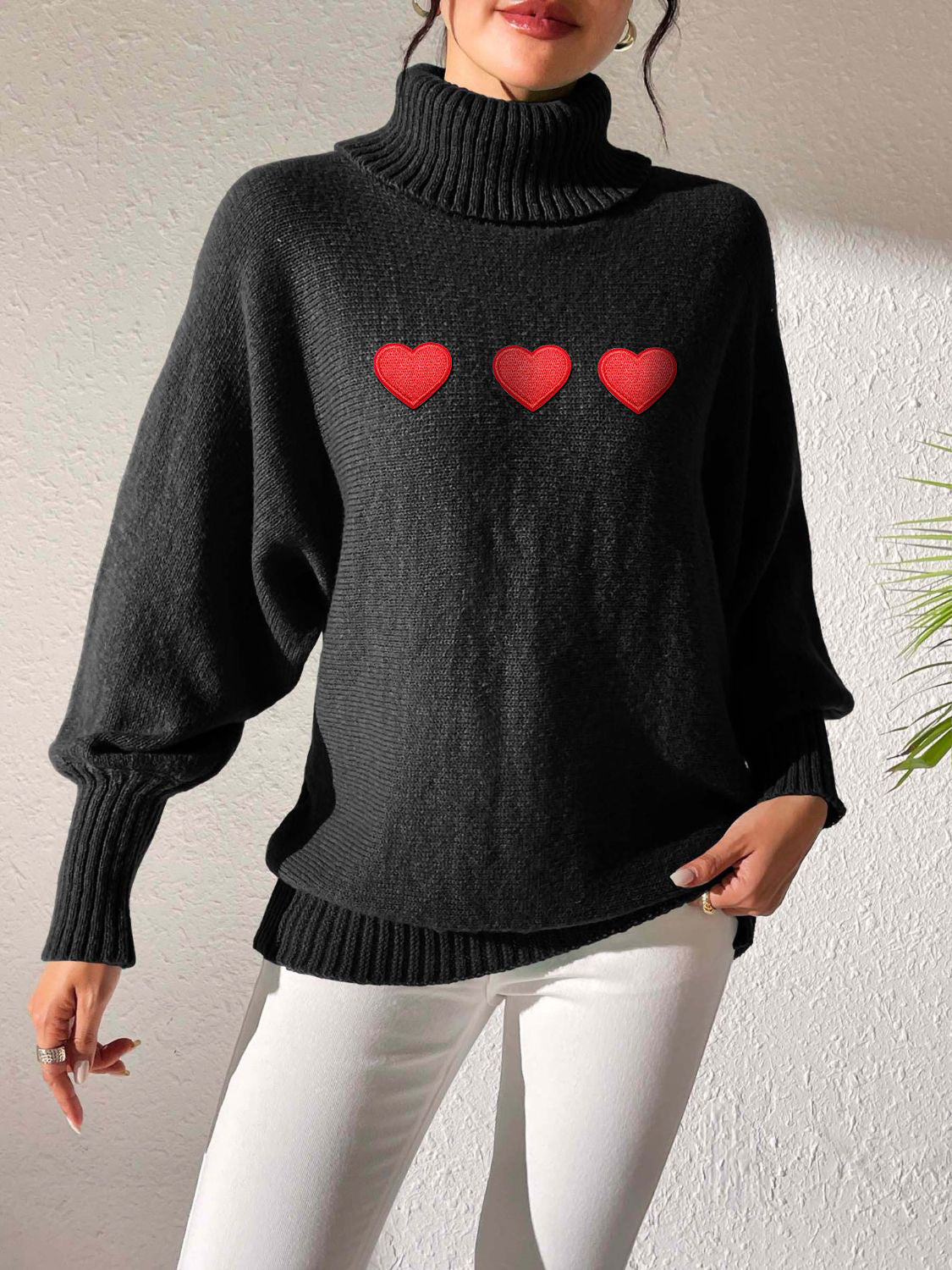 Heart Turtleneck Long Sleeve Sweater - Black / S
