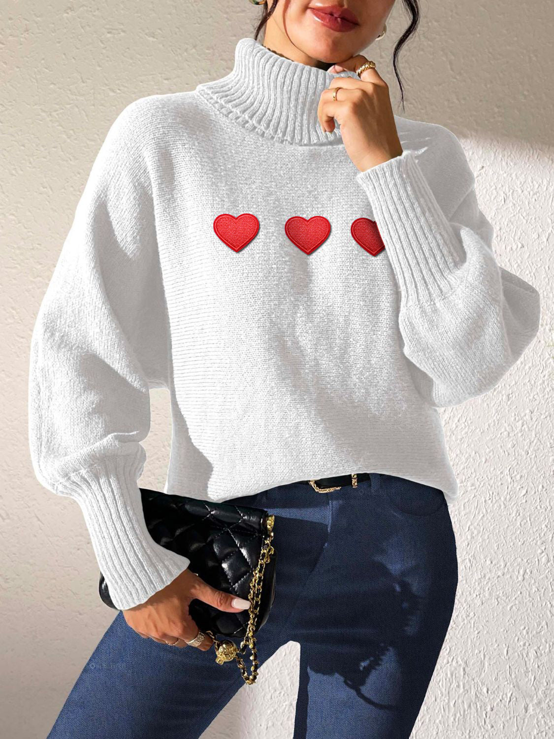 Heart Turtleneck Long Sleeve Sweater - White / S
