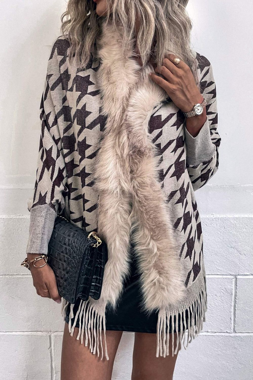 Houndstooth Fringe Hem Poncho - Beige / One Size