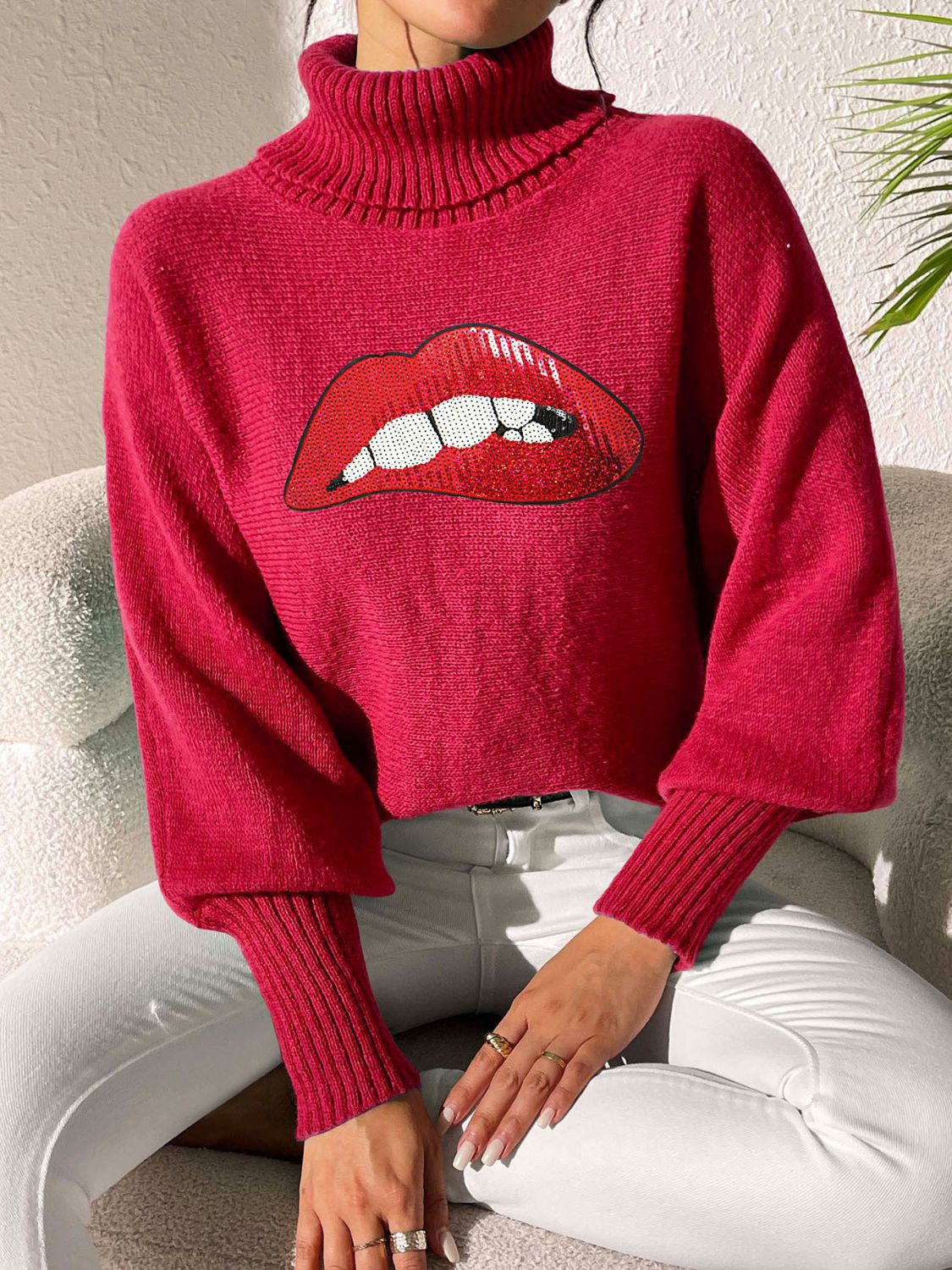 Lip Turtleneck Long Sleeve Sweater - Deep Red / S