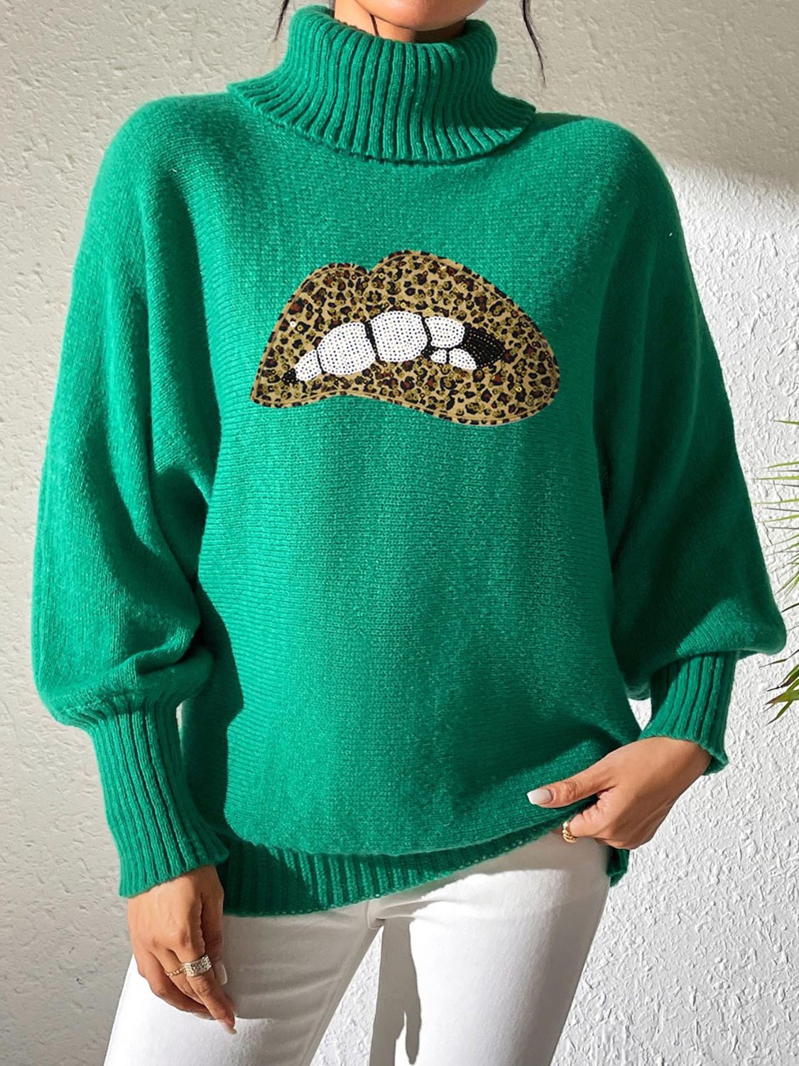 Lip Turtleneck Long Sleeve Sweater - Grass/Green / S