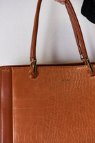 Medium Leather Handbag w Back Pocket