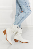 MMShoes Better in Texas Scrunch Cowboy Boots in White - White / 6