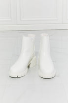 MMShoes What It Takes Lug Sole Chelsea Boots in White