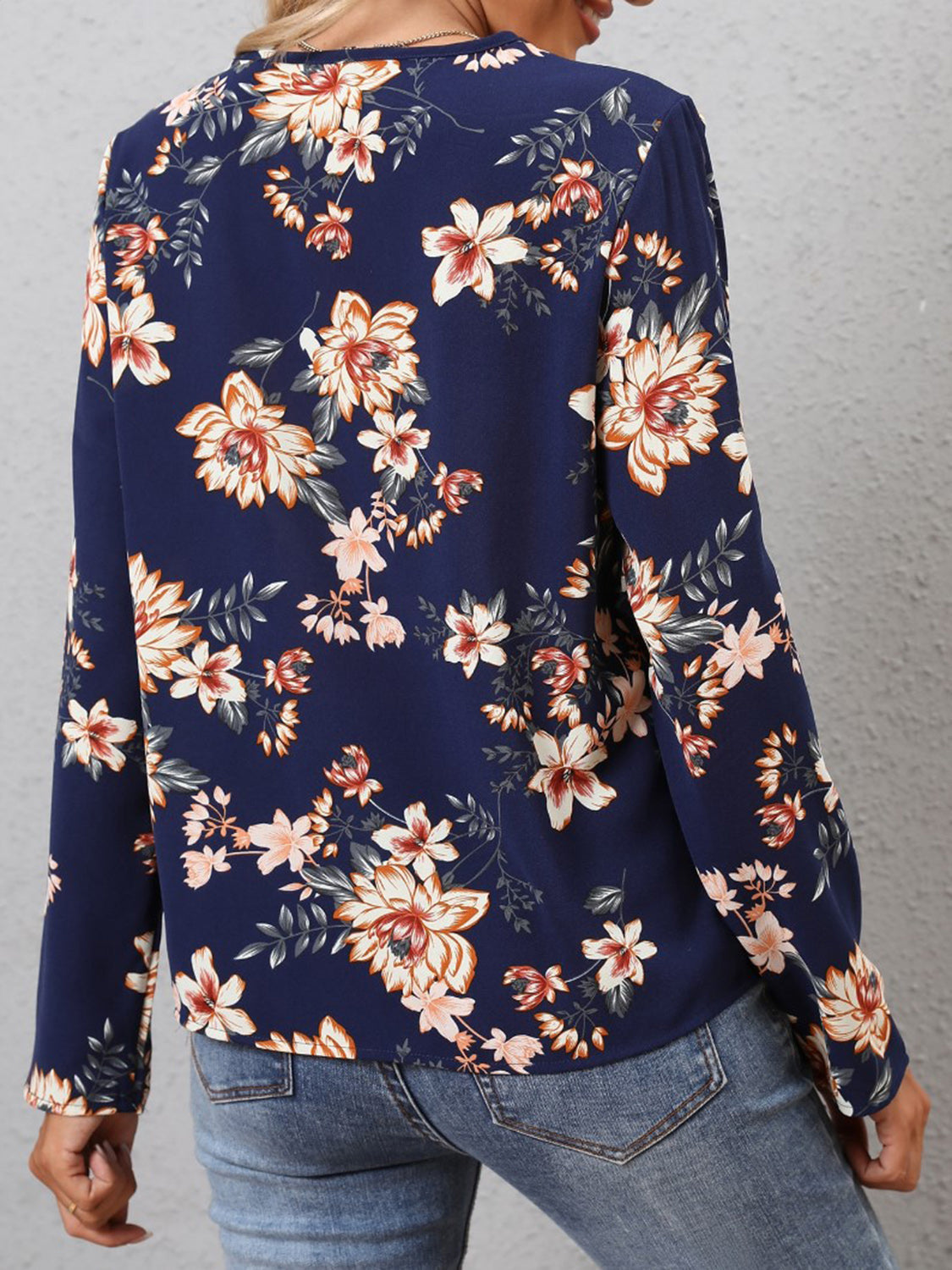 Printed V-Neck Long Sleeve Blouse