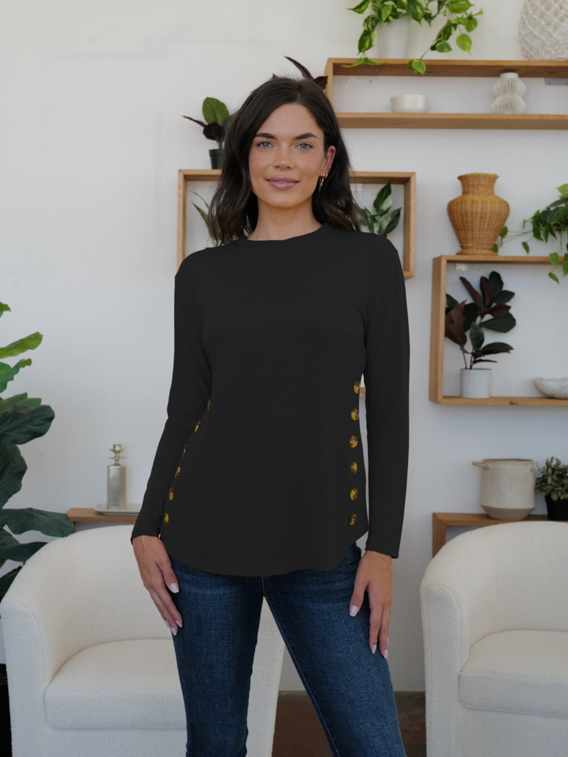 Round Neck Long Sleeve T-Shirt - Black / S