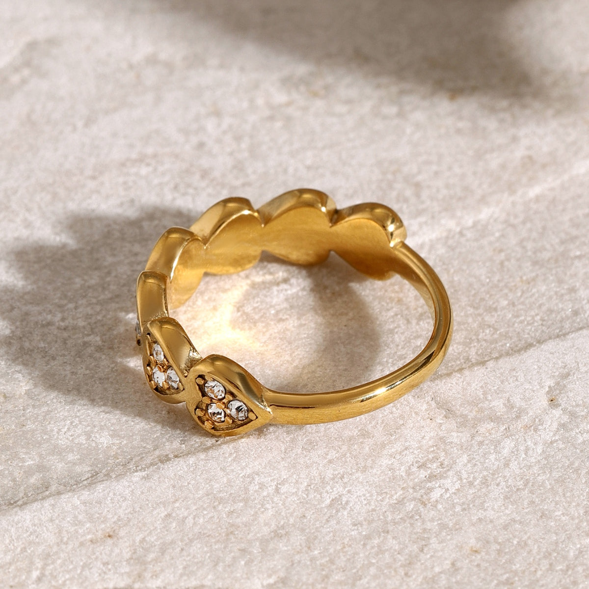 Stainless Steel Inlaid Zircon Heart Ring - Gold / 7