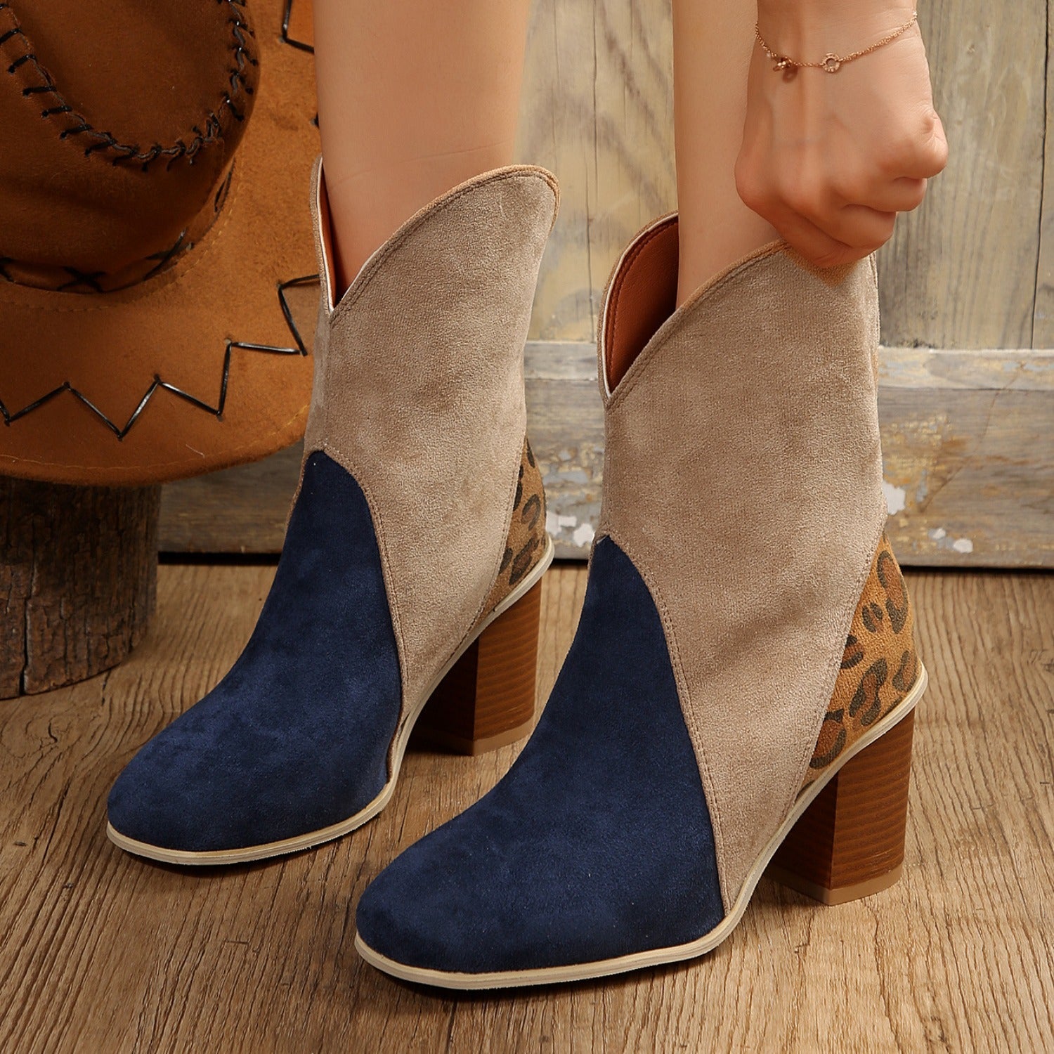 Suede Square Toe Block Heel Boots - Dark Blue / 36(US5)